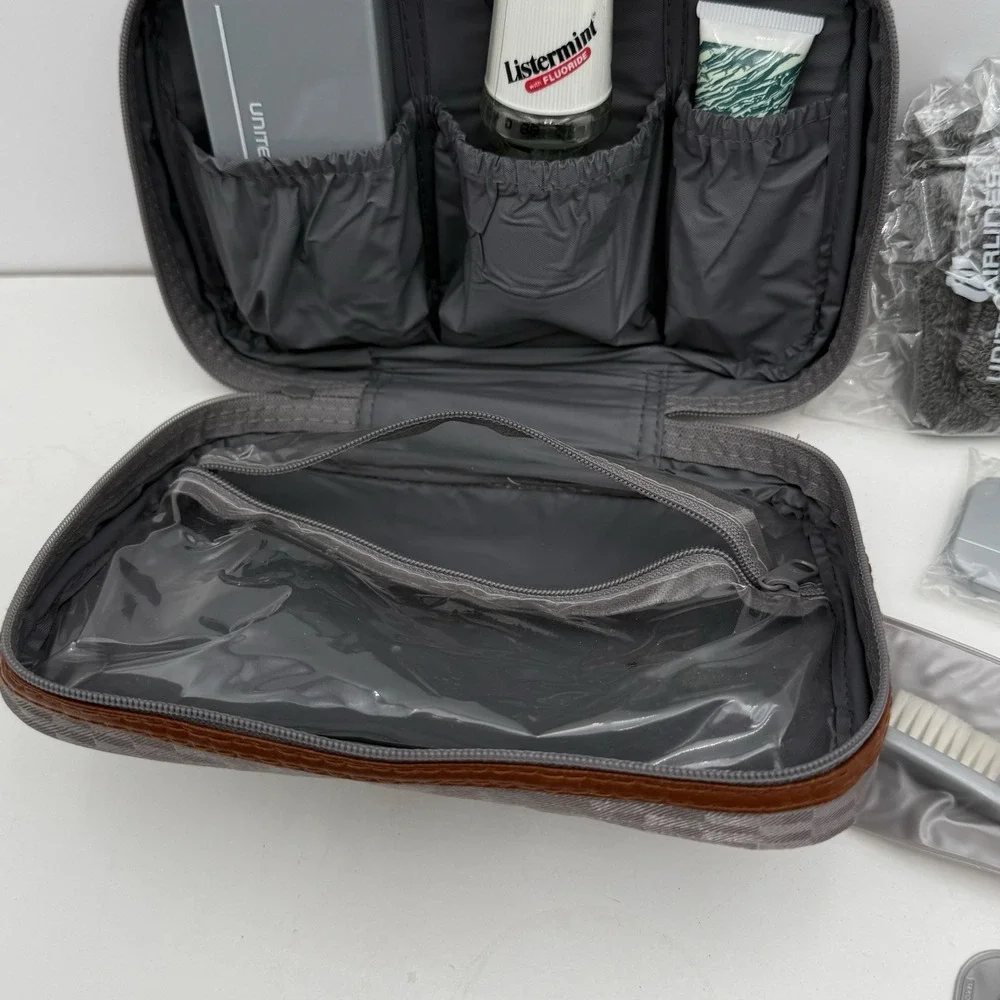 Vintage Brand New United Airlines Amenity Kit Travel Pouch First Class Gray READ